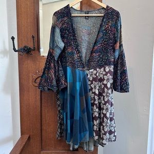 Sacred Threads Duster With Bell Sleeves, Size S-M